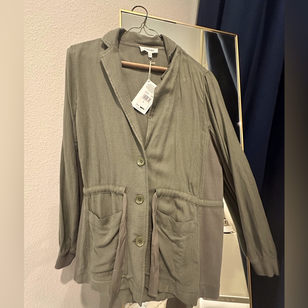 Splendid green jacket